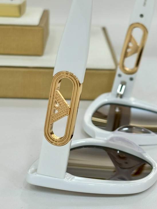 Picture of Armani Sunglasses _SKUfw76226857fw